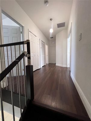 Interior, Pendant Lights, Wood Texture Flooring
