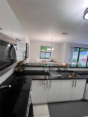 Dining room, Interior, Kitchen, Pendant Lights