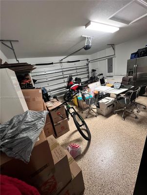 Garage, Interior