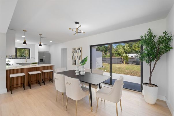 Dining room, Interior, Pendant Lights, Recessed Lighting, Wood Texture Flooring