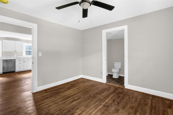 Empty room, Interior, Kitchen, Wood Texture Flooring