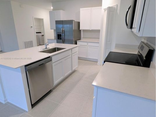 Interior, Kitchen, Recessed Lighting