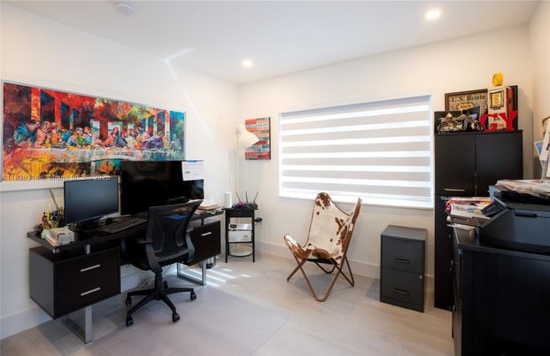 Home Office, Interior, Recessed Lighting, Wood Texture Flooring