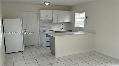 Interior, Kitchen