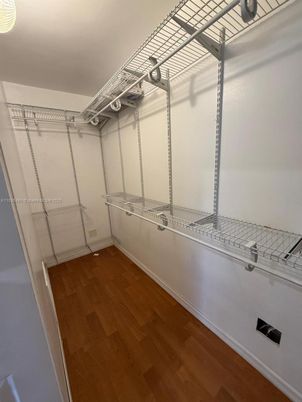 Interior, Walk-in Closets, Wood Texture Flooring