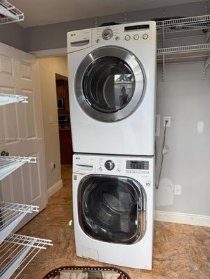 Interior, Utility Closets, Washer
