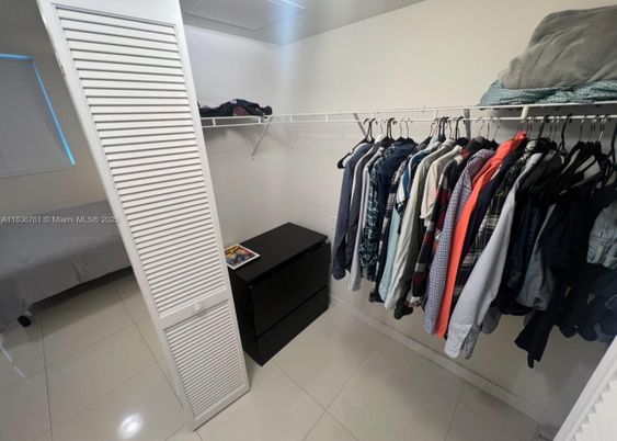 Interior, Walk-in Closets