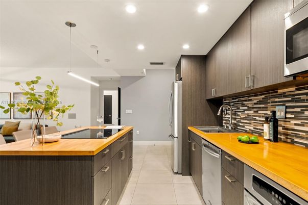 Interior, Kitchen, Pendant Lights, Recessed Lighting