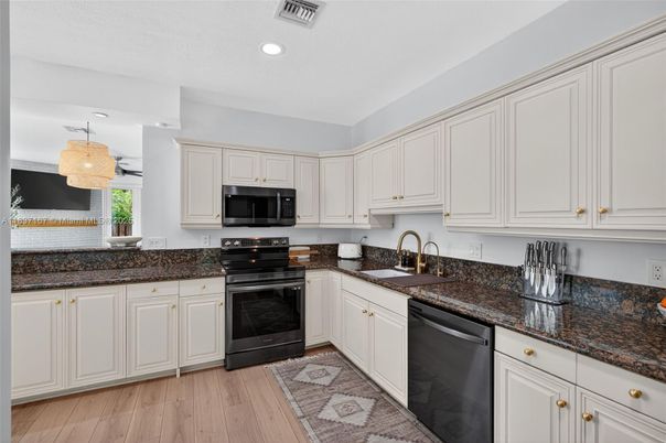 Interior, Kitchen, Pendant Lights, Recessed Lighting, Wood Texture Flooring