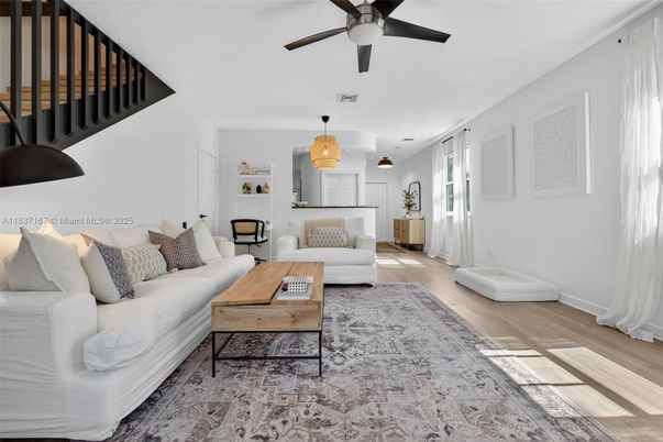 Interior, Living room, Pendant Lights, Wood Texture Flooring