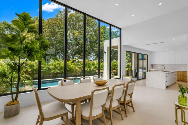 Dining room, Interior, Kitchen, Recessed Lighting