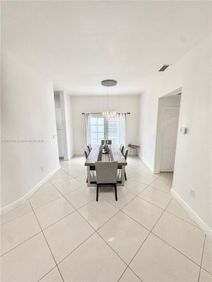 Dining room, Interior, Pendant Lights