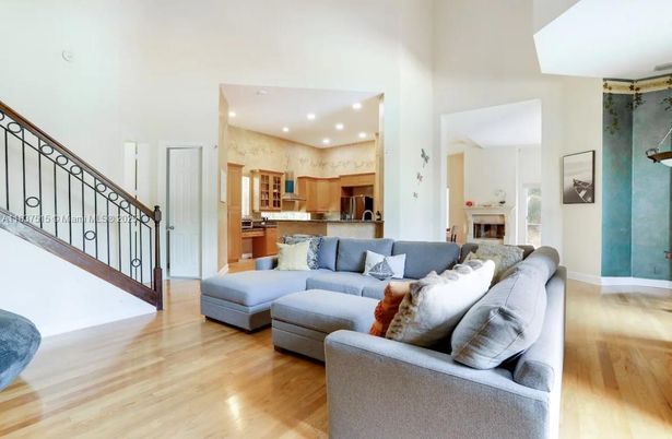 Interior, Kitchen, Living room, Recessed Lighting, Wood Texture Flooring