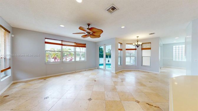 Chandelier, Empty room, Interior, Recessed Lighting