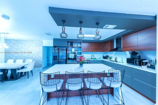 Dining room, Interior, Kitchen, Pendant Lights