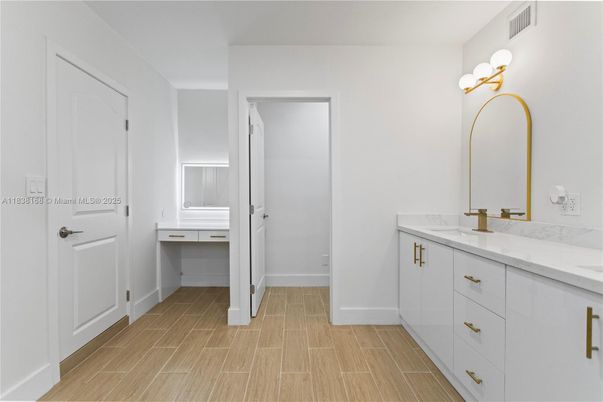 Bathroom, Dual Sink Vanities, Interior, Wood Texture Flooring