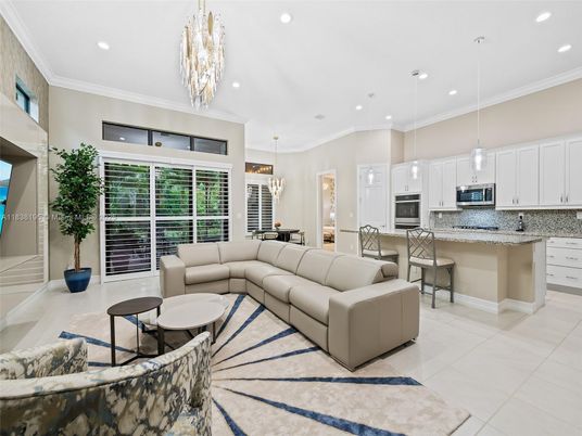 Chandelier, Dining room, Interior, Kitchen, Living room, Pendant Lights, Recessed Lighting, Stainless Steel Appliances