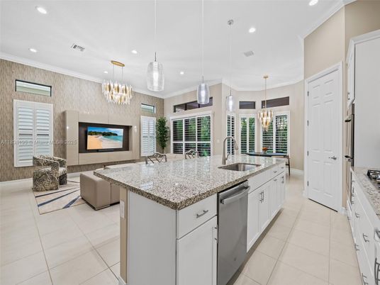 Chandelier, Interior, Kitchen, Living room, Pendant Lights, Recessed Lighting