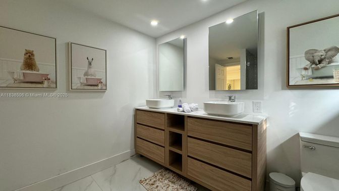 Bathroom, Dual Sink Vanities, Interior, Marble, Recessed Lighting