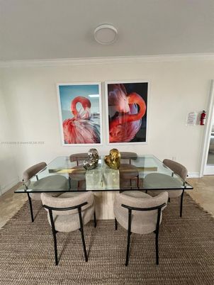 Dining room, Interior