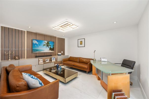 Dining room, Interior, Living room, Recessed Lighting