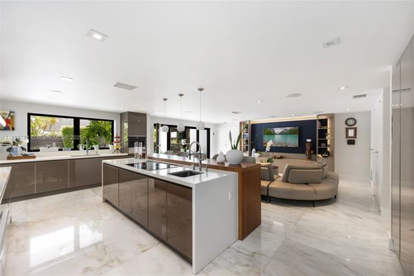 Interior, Kitchen, Living room, Marble, Pendant Lights, Recessed Lighting