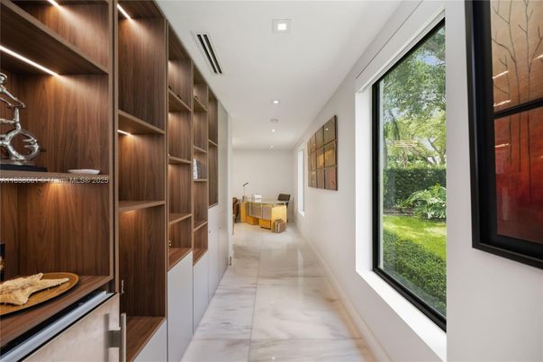 Interior, Marble, Recessed Lighting