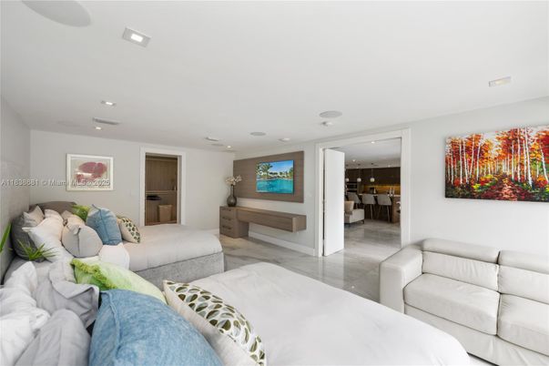 Bedroom, Interior, Living room, Marble, Recessed Lighting
