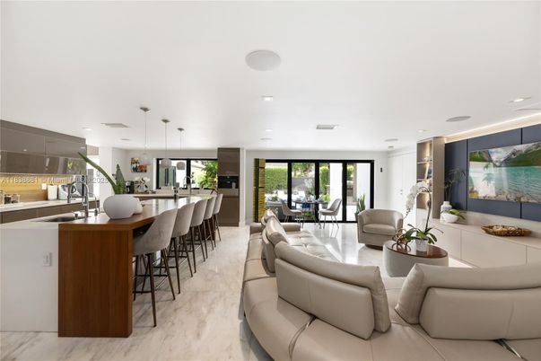 Dining room, Interior, Kitchen, Living room, Marble, Pendant Lights, Recessed Lighting