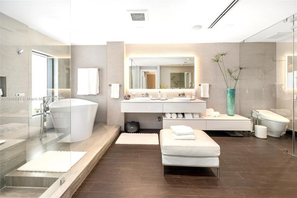 Bathroom, Dual Sink Vanities, Free Standing Baths, Interior, Recessed Lighting, Wood Texture Flooring