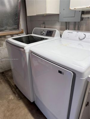 Interior, Washer