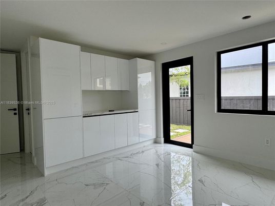 Interior, Kitchen, Marble, Recessed Lighting