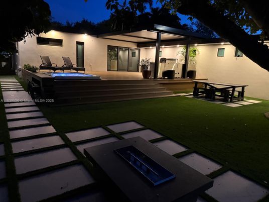 Backyard, Exterior