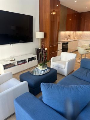 Interior, Kitchen, Living room, Recessed Lighting, Wood Texture Flooring