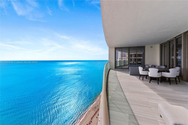 Water, Exterior, Pool, Other
