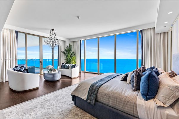 Bedroom, Chandelier, Interior, Recessed Lighting, Water, Wood Texture Flooring