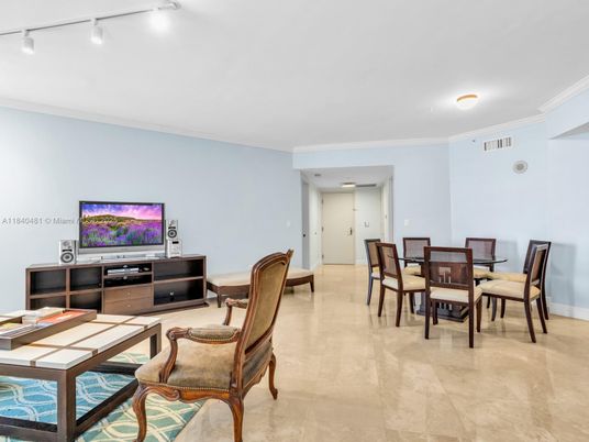Dining room, Interior