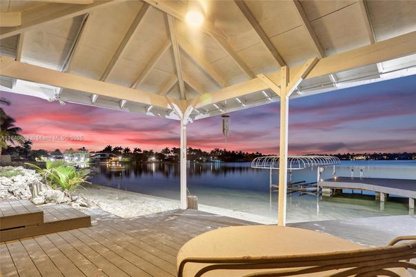 Exterior, Pool, Water