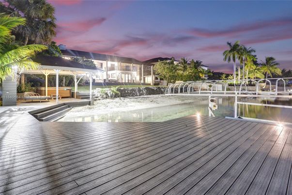 Exterior, Pool, Water