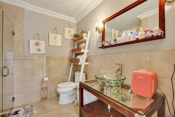 Bathroom, Glass Shower, Interior