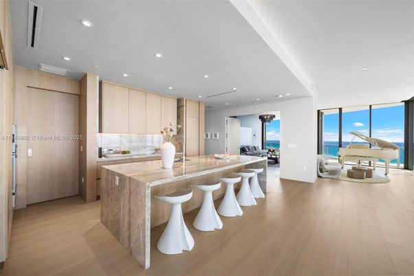 Interior, Kitchen, Recessed Lighting, Water, Wood Texture Flooring