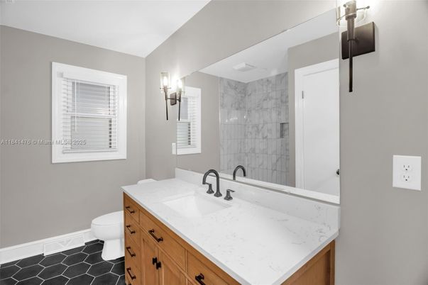 Bathroom, Interior, Marble Walls