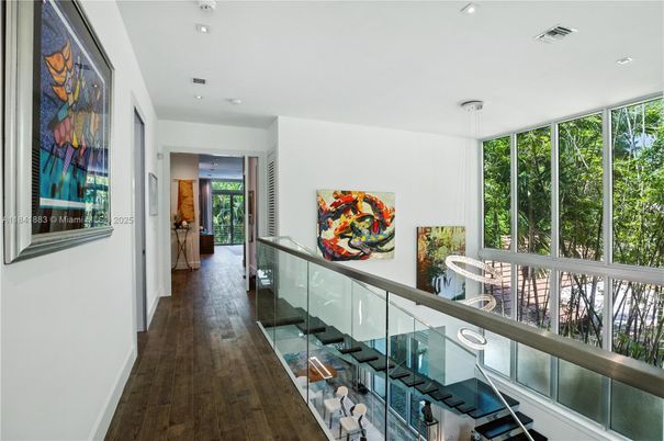 Interior, Pendant Lights, Recessed Lighting, Wood Texture Flooring
