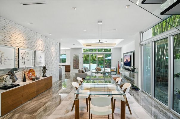 Dining room, Interior, Living room, Pendant Lights, Recessed Lighting, Stone Walls