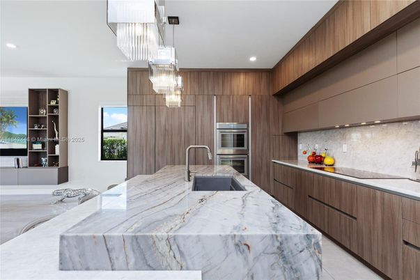 Chandelier, Interior, Kitchen, Pendant Lights, Recessed Lighting, Stainless Steel Appliances