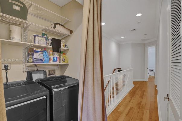 Interior, Recessed Lighting, Utility Closets, Washer, Wood Texture Flooring