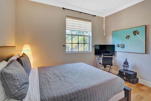 Bedroom, Home Office, Interior, Wood Texture Flooring