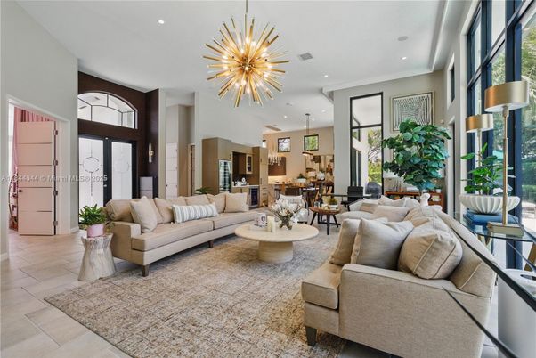 Dining room, Interior, Living room, Pendant Lights, Recessed Lighting