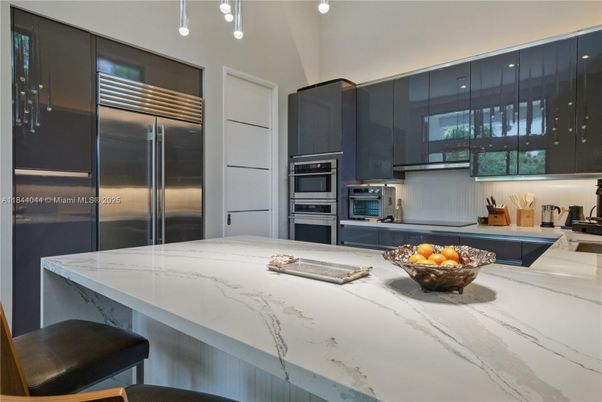 Interior, Kitchen, Pendant Lights, Stainless Steel Appliances