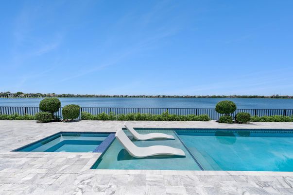 Exterior, Pool, Water